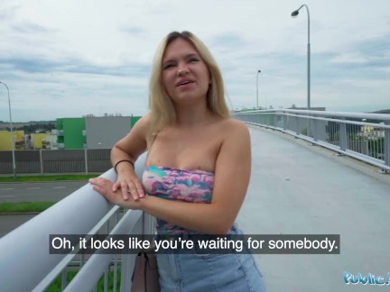 Public Agent She Flashes her tits and ass on a bridge then has sex with a stranger