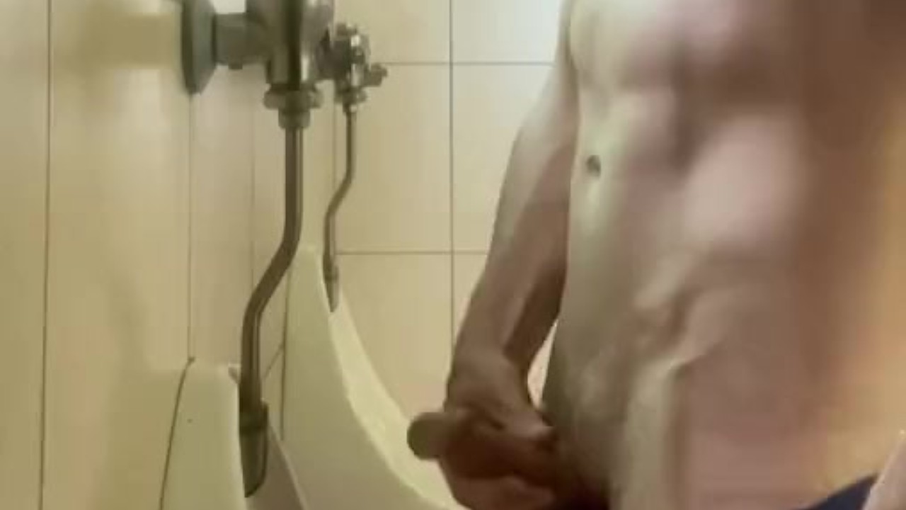 Public urinal jerkoff CUMshots at the beach - RedTube