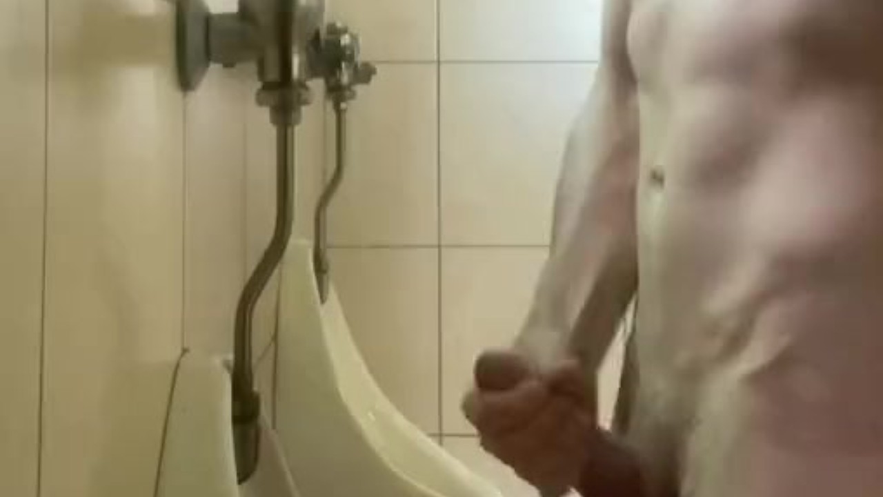 Public urinal jerkoff CUMshots at the beach - RedTube