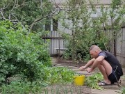 Garden chores 14/16