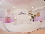 Slim Latina plays with her toys in VR for you 2/16