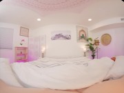 Slim Latina plays with her toys in VR for you 3/16