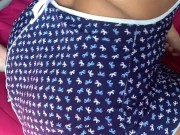 Sentando no consolo pra provocar meu marido 1/16