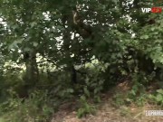 Euro Babe Daisy Lee Fucked To Squirt By Casting Dude In Nature - VIP SEX VAULT 4/16