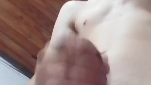 Masturbación de mi polla gorda