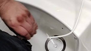 Cum in a waterless urinal
