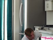 "I have to have COFFEE or SEX in the morning" Minxx Marii tells her Stepbro - S27:E4