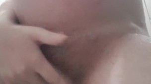 Golden shower - pregnant