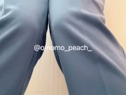 【職場のトイレが使用中でおもらし】#omorashi #peeaccident #desperation wetting #pee desperation 9/16