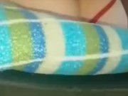 هذا لذيذ ، اترك كل السائل المنوي في مهبلي الصغير / انظر كم هو لذيذ أن تضاجعني💦🥵 13/16