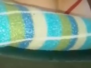 هذا لذيذ ، اترك كل السائل المنوي في مهبلي الصغير / انظر كم هو لذيذ أن تضاجعني💦🥵 14/16