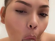 Alguien que se venga en mi boca 11/16