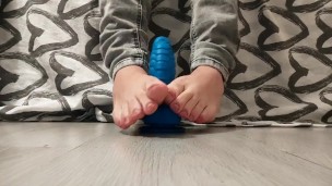 Footjob Dildo