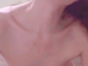 АСМР Шлюшка сосет два члена одновременно с грязными разговорами - Screenshot 16 of 16 - Petite