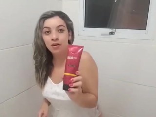 LOIRA GOSTOSA NO CHUVEIRO