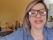 LOIRA GOSTOSA LIMPANDO 1/16