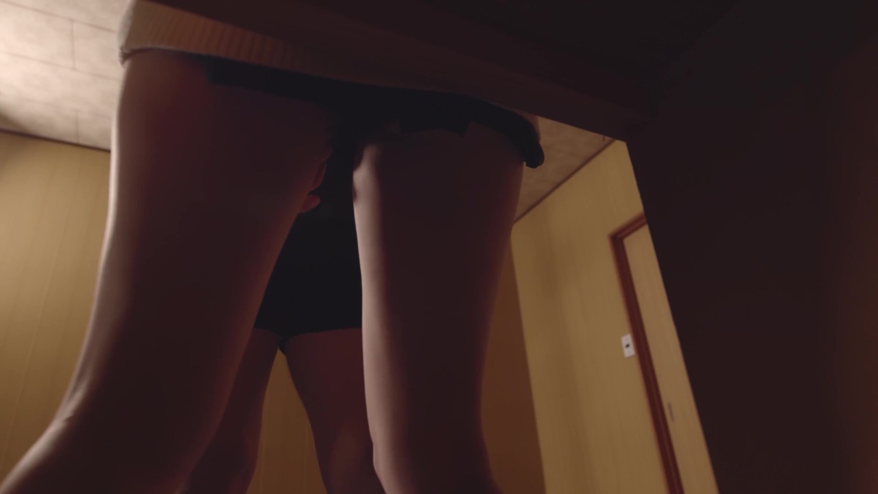制服の中、競泳水着。学校の水泳部更衣室で種付けプレスされる宝多〇花。 - Free Sex Video - RedTube