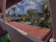 I was very lucky, I found an employee of the inn who agreed to record with me - Drii cordeiro 2/16