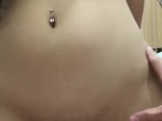 Novinha sentando e rebolando na rola 💦 7/16