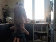 Coquette cuisine, elle me suce et je la baise 6/16