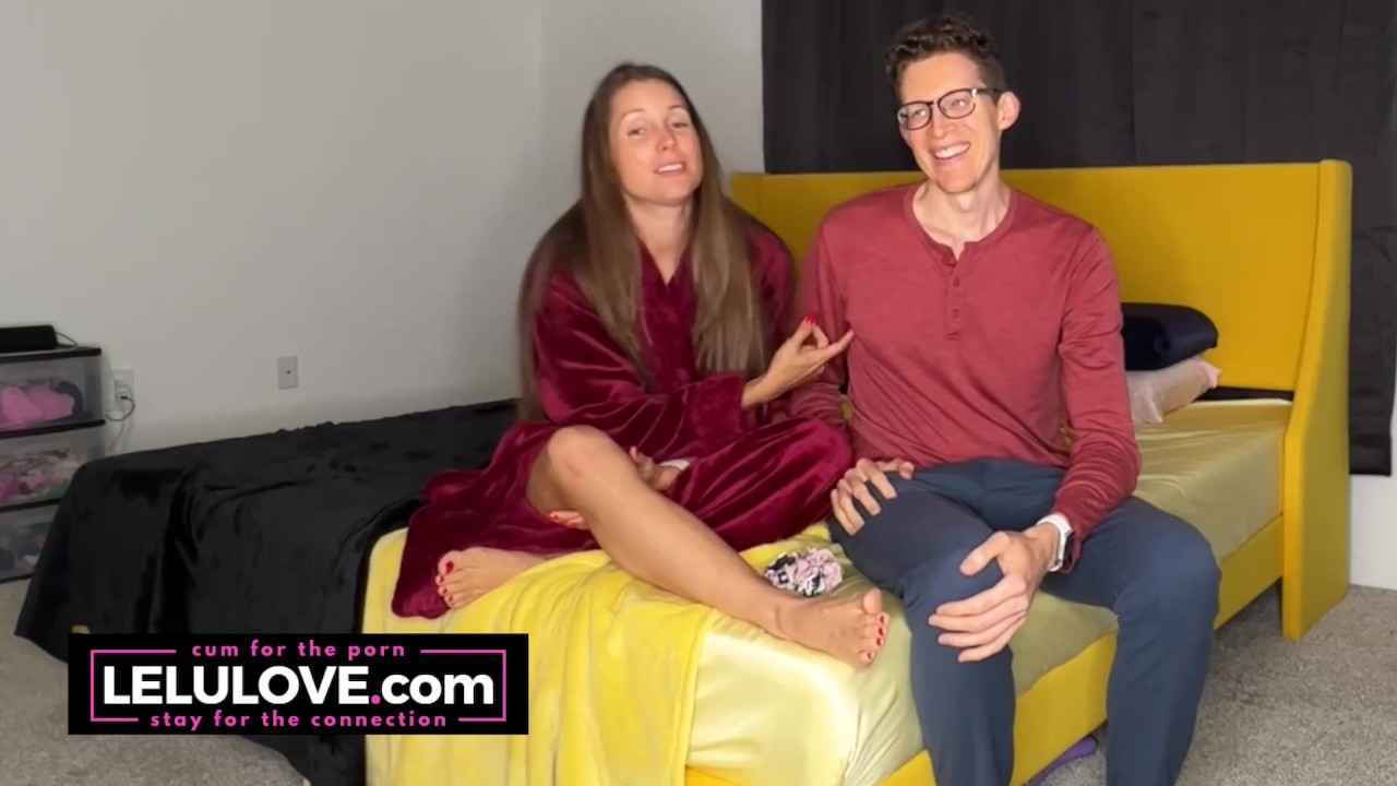 Naked babe makes it up to husband after being giant cunt, pretty feet with bright red toenails too - Lelu Love - Free Sex Video - RedTube