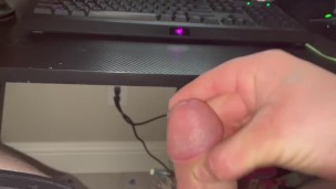 Quick Cummin from from an average cock