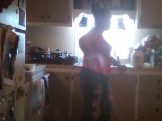 Am I Housewife Material??? Let Me Know