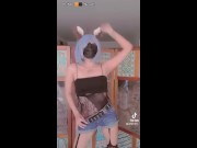La Pequeña Rem con plug anal bailando unos tiktoks trends viral 13/16