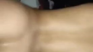 Mi estando solos me convence para cogerme mientras la familia está mirando el partido de chiv