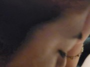 No resistió y se la metió en la boca 2/16