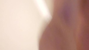 Maudau79 stops Traffic with His Sexy XXX Bulge!