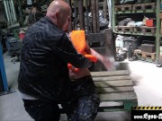 Klima Aktivistin gefickt 4/16