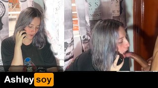 LA MUY INFIEL FOLLA CON SU HERMANASTRO MIENTRAS HABLA CON SU NOVIO ...