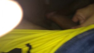 BULTO DE VERGA EN SHORTS YELLOWS