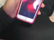 Viendo el video de mi esposa con su jefe mientras me la culeo igual