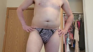 Fresh Smells Good Kinda Bulge Starring Maudau79!