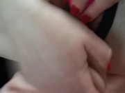 mi masturbo nel bosco in auto due toys nella figa e ho un orgasmo bellissimo