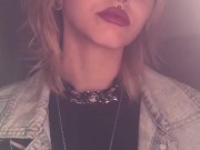 hot alt plays with tits