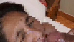 A escondidas veo a Mi yerno me da por atrás y luego me hace tomar su leche 🍆💦