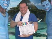 Axel Ramirez alle prese con due alieni 15/16