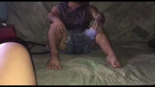 le cancelo el trabajo hecho al obrero con una rica mamada y una buena follada