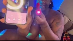 Ebony BBW Tries Out Vibrator With Camera To Put In Her Creamy Pussy