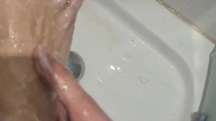 Washing foot