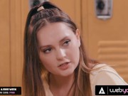 Sexy 18yo College Girls Fuck After Class 4/16