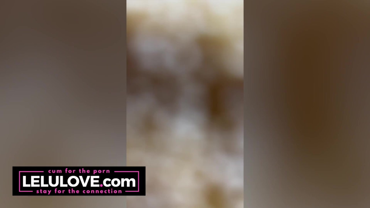 Babe masturbating w/ vibrator & husband tries new dildo on her to leg shaking orgasm & mix of candid daily vlogs - Lelu Love - Video di sesso gratis - RedTube