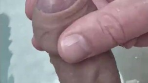🔥 hot masturbating and cumming in cool pool 💦