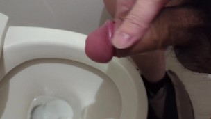 素人射精ちんぽ