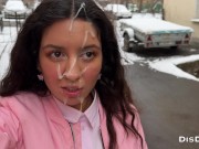 Милую школьницу трахнули, кончили на лицо и она ушла на учебу вся в сперме! 16/16