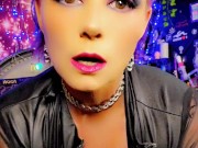 Laurasquirts with smoke shaking ASS 9/16