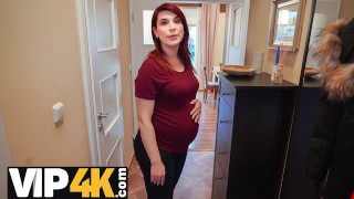 DEBT4k. Collector and pregnant debtor find compromise that is ...